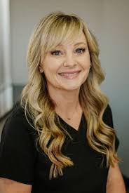 Cheri Willis's Instagram, Twitter & Facebook