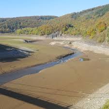 Rurtalsperre übergelaufenorte bereiten sich auf wassermassen vor. Wver Zufrieden Mit Wassermenge In Talsperren Radio Euskirchen