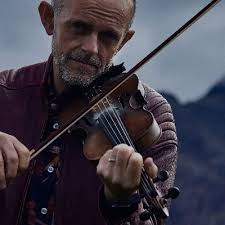 Robyn Stapleton (@RobynStapleton)