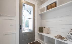 Mudroom built in bench | tutorial (dorsey designs). Small Entryway Design Ideas Top Small Foyer Designs Apartment Style
