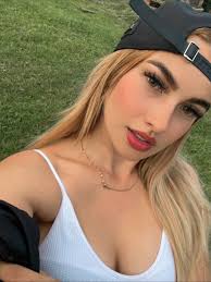 🖤🖤 . . . #instagram #mujerempoderada💪 #mujerbonita💋 #sefeliz  #mujeremprendedoras