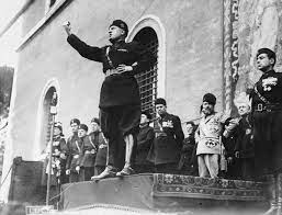 Trouvez les mussolini death photo images et les photos d'actualités parfaites sur getty images. Benito Mussolini At The End Of Wwii Read An Eye Witness Account Time