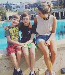 Stacey solomon worried fans as she quit social media because she feels so rough. Stacey Solomon Boyfriend Partner Closer To Get Married Fixed A Date