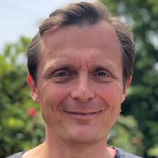 Big thank you to Neil Bence, VP at BMS and long-time leader in the Targeted  Protein Degradation field, for delivering such an inspiring Keynote and  interacting so much with students at the