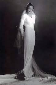 El horrible castigó que le dio a su hijo. Maria Felix Y Sus Tres Vestidos De Cine De Oro Mexicano Facebook