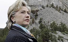 Simpatizantes de Clinton divididos por selección de Biden