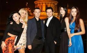 Павел дуров любит подавать информацию о себе тезисно, в братья дуровы родились в семье питерских интеллигентов, при этом родители никогда не отличались состоятельностью. Lichnaya Zhizn Pavla Durova Instagram Pavla Durova Biografiya Pavla Durova Svobodnaya Pressa Lichnaya Zhizn Pavla Durova Svobodnaya Pressa