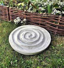 Large Concrete Spiral Cast Concrete Deco Garden Terrace House Balcony Bird Pots Bowl Relief In 2020 Concrete Decor Spiral Outdoor Decor