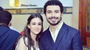 أجمل وأخطر سورة الفاتحة تسمعها في حياتك الشیخ محمود الشحات انور 2017. Ù…Ø­Ù…Ø¯ Ø£Ù†ÙˆØ± Ø¹Ù† Ø²ÙˆØ¬ØªÙ‡ Ø¹Ø±ÙØªÙ‡Ø§ ÙÙŠ 2015 ÙˆØ§ØªØ¬ÙˆØ²ØªÙ‡Ø§ ÙÙŠ Ù†ÙØ³ Ø§Ù„ÙŠÙˆÙ… Ù…Ù† 2017 ÙÙ† ÙˆØ«Ù‚Ø§ÙØ© Ø§Ù„ÙˆØ·Ù†