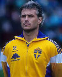 Häng med mig och la travels på fotbollsresa till liverpool deras koncept legends tour. Glenn Hysen