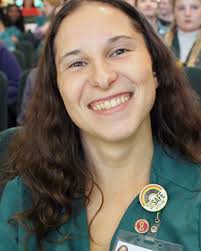 𝗪𝗵𝘆 𝗱𝗼 𝘆𝗼𝘂 𝗹𝗼𝘃𝗲 𝗢𝗛𝗦𝗨? We asked our students what they love  about the School of Nursing; undergraduate nursing student Hailey Hanson  feels it's the people of OHSU that stand out: “I