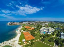 Located in novigrad, aminess maestral hotel is on the beach. Fitness Center Picture Of Aminess Maestral Hotel Novigrad Tripadvisor