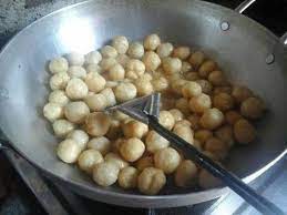 Home resep cemilan 3 resep cara membuat cilok mercon, abon, goreng cripsy. Cara Membuat Cilok Goreng Crispy Untuk Camilan Anak