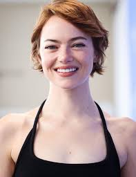 OMG! Salma Hayek y Kim Kardashian juntas en el desfile de Balenciaga. 😎  CC: @salmahayek