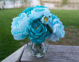 Use in a vase by itself or combine it with other artificial flowers and greenery to create a beautiful arrangement or centerpiece. Turquoise Teal Peonies In Glass Vase With Faux Water Acrylic Water Luxury Flowers Blue Luxury Flowers Diy Silk Flower Arrangements Faux Floral Arrangement