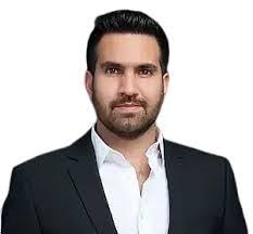 Javier Motta's Instagram, Twitter & Facebook