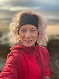 Christmas Day 10k😃, lovely day for a run, just a drizzle when I was  getting out but shortly after sun came out🌤️🌈 and slight wind. Nice  enjoyable run, I really miss my