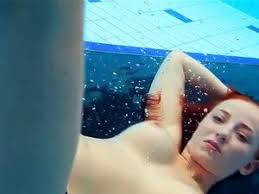 Amatrice Nue Piscine Porno Ruenu Com