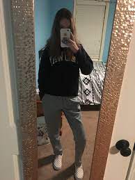 Check spelling or type a new query. Egirl Outfits With Sweatpants Novocom Top