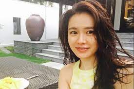 She began her acting career in 2000 with a role in a film titled 'secret tears'. Korea Hot Issues Son Ye Jin Age Husband New Drama Instagram So Ji Sub Jung Hae In