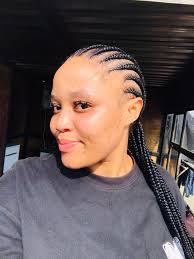 Conrows M100 including hairwash . Didie Monakalali osa fumaneha kamora  Stadium food court se Lesotho high school