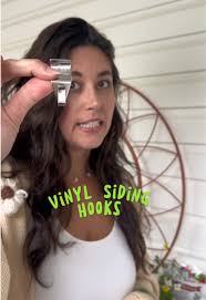 How to Hang Pictures