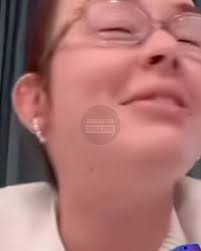 Jesaaelys a través de un live en TikTok le dejó un mensaje a su padre,  Daddy Yankee luego del video ‘Jezabel y Judas’ que estaría dedicado para  Mireddys y Raphy Pina 😳😱 ¿Qué opinan?