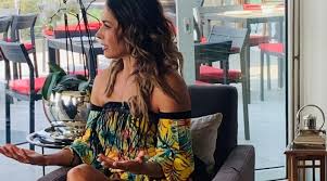 ☎️ 305.894.6348 (call or text) 👩🏻‍💻 vguzmanrealtor@gmail.com #vanessaguzmangroup Vanessa Guzman Presume Cuerpo Con Traje De Bano Azul Soy Bella News