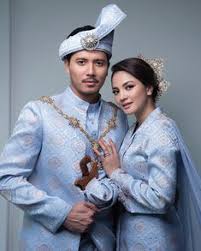 Pengantin yang paling cantik dan berseri2. 130 Pengantin Melayu Songket Ideas Pengantin Melayu Malay Wedding Dress Malay Wedding