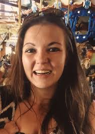 Amanda Land's Instagram, Twitter & Facebook