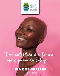 Hoje é o dia daqueles que, com coragem e muito estilo, assumem a carequinha  com orgulho! 👩🏾‍🦲👨🏻‍🦲 No Icesp, sabemos que cada história é única e  que a força e a beleza