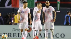 Instagram oficial de la selección chilena cada semana en spotify #laroja spoti.fi/3a2zdgi. Chile Es La Seleccion De Mayor Edad Pero Eso No Parece Ser Un Problema