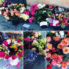 Rose flowers are used to show your love to the other person. Dutch Flowers Kansas City Missouri Facebook