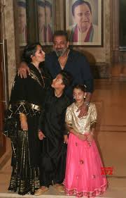 Mumbai Sanjay Dutt Celebrates Diwali Party At His House In Bandra Gallery Social News Xyz Diwali Party Vintage Bollywood Celebrities