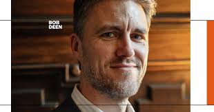 Oost-Europadeskundige Bob Deen: 'Er hangt geen Oekraïense vlag boven mijn  huis'