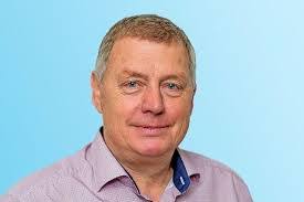 Daniel Parden's Instagram, Twitter & Facebook