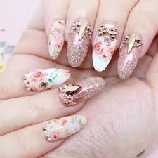 Swarovski Crystals For Nails Tagged Rose Gold Daily Charme I really like this pink and gold nail art!