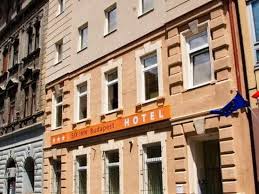 Hotel city inn budapest is set 0.7 km from fuveszkert street and 2 km from liszt ferenc square. Six Inn Hotel Budapest Room Reviews Photos Budapest 2021 Deals Price Trip Com