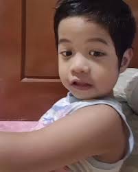 MasyaAllah nang Sekarang Umma Kalau Gendong Mas Atha Berasa Jompo banget  ... Naikin BB atha sampai segini tuh ga mudah yang Tau atha dulu nya gimana  pasti sekarang sering Komen Mas Atha