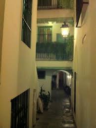 All of the buildings are linked by a labyrinth of gardens, passageways, and 40 patios. Pasaje En Las Casas De La Juderia Sevilla Seville Spain All About Spain Spain