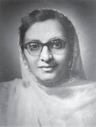 Muslim Cultures beyond the Aperture: An East African Photo-Story  Illuminated by First-Hand Accounts