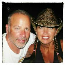 What are some recommendations for painting a 2004 Excursion in Lake Havasu?