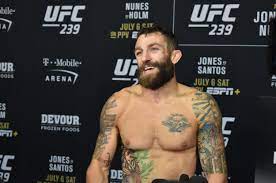 To say i'm embarrassed is an understatement, chiesa wrote. Spokane Valley S Michael Chiesa Dedicates Ufc 239 Victory To Jess Roskelley The Spokesman Review