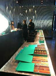 Patrick Roger Paris 8 On A Trouve Du Chocolat Sous La Madeleine Les Bonnes Tables Ou Pas De Jack Et Walter Chocolat Madeleine Paris