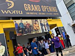 Restoran yunnan nasi ayam jalan medan pb3, seksyen 9, bandar baru bangi. Senarai Nama Butik Di Bangi Sentral