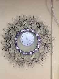Diseños especiales para alguien más especial aún acercan nuestros mejores deseos de felicidad. Reloj Decorado Con Rollitos De Servilletas Y Papel De Bano Artesanias Con Papel Higienico Artesanias Diy Artesania Con Papel
