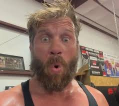 El prospecto Niall Brown firmó acuerdo con Wasserman Boxing