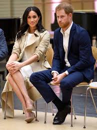 Prince Harry Says He S Very Excited To Introduce Meghan Markle To Australia On First Royal Visit Prince Harry And Meghan Meghan Markle Style Prince Harry And Megan