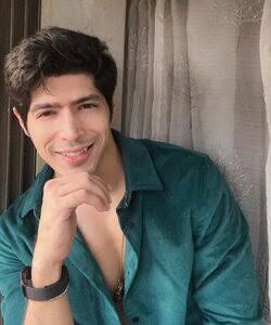 Hindi Actor Akhil Wadhera Biography, News, Photos, Videos | NETTV4U