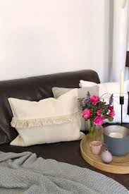 Die Ja Sagerin Diy Travel Lifestyleblog Ikea Hack Boho Kissen Aus Sortso Teppich Boho Kissen Ikea Kissen Ikea Diy